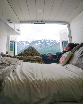 7D2823CA-3088-4DB2-9733-7B2941C89CA1