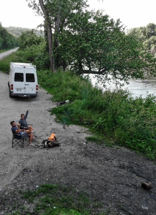 BBBE23318DB20BB8D33EDEC42D2D26E1